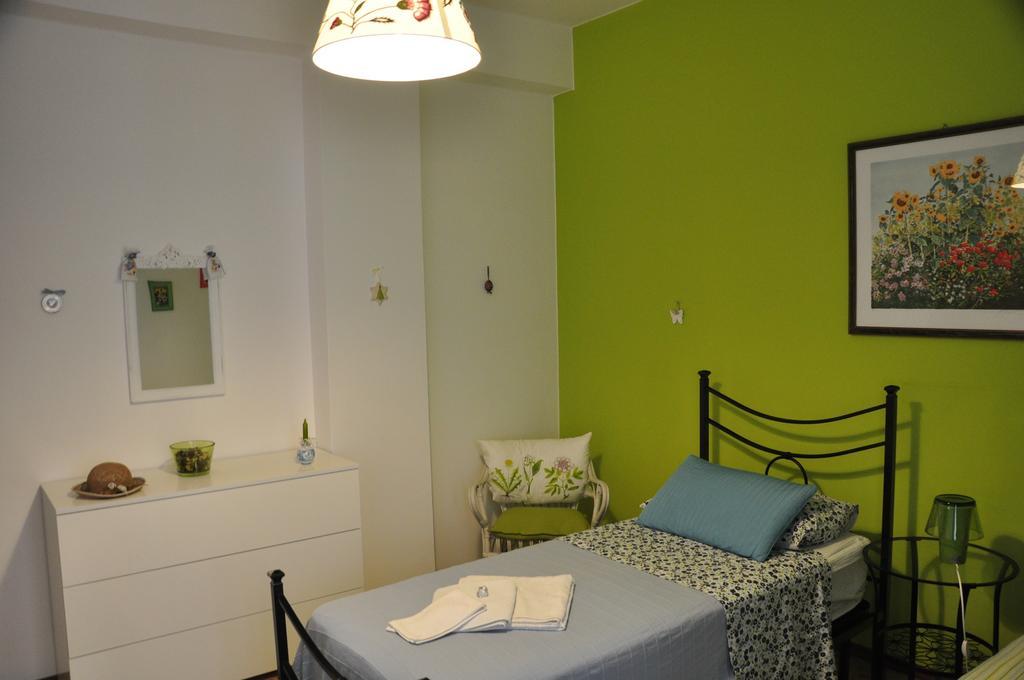 Apartment Ponte Delle Nazioni بارما الغرفة الصورة